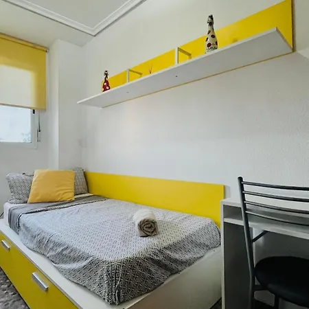 Homestay Apartamento Compartido Con Vista Al Puerto