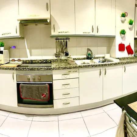 Apartamento Compartido Con Vista Al Puerto Homestay Valencia